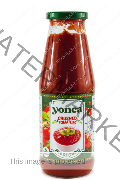 YONCA Crushed Tomatoes 24.6 oz