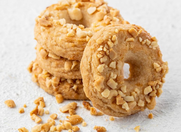 product-23520-rehmat-e-shareen-peanut-ringo-cookies-200-gm-thumb-24963.jpg